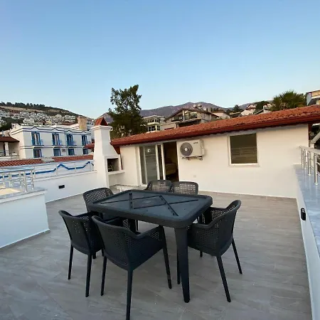 Shared Pool Flat Located 3 Min To Beach In Apartment