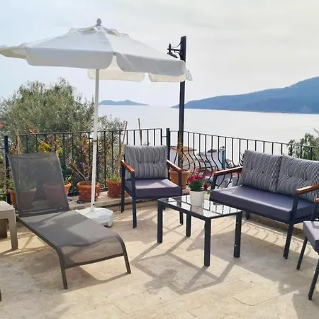 Apartment Shared Pool Flat Located 3 Min To Beach In Kalkan